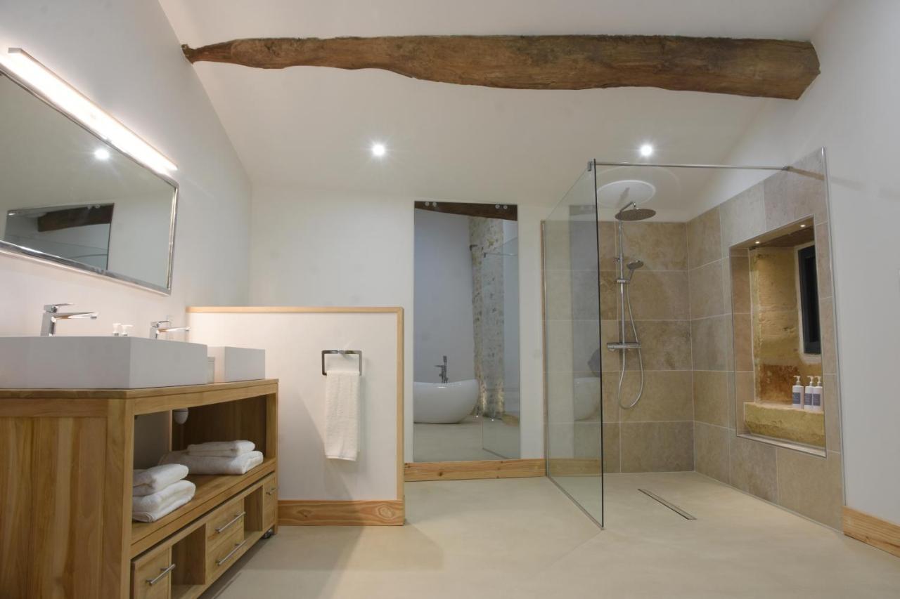 Girauderies Chambres D'Hotes/B+B Floirac  ภายนอก รูปภาพ