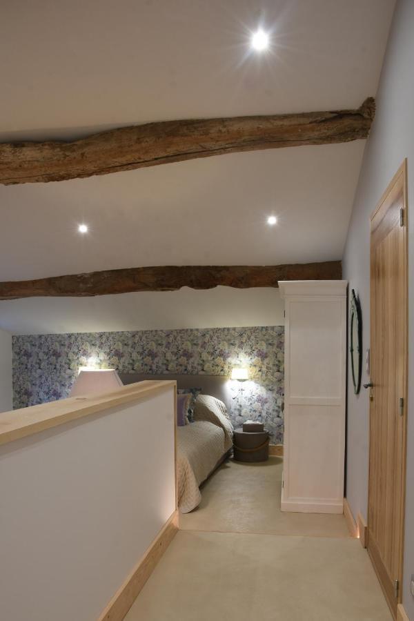 Girauderies Chambres D'Hotes/B+B Floirac  ภายนอก รูปภาพ