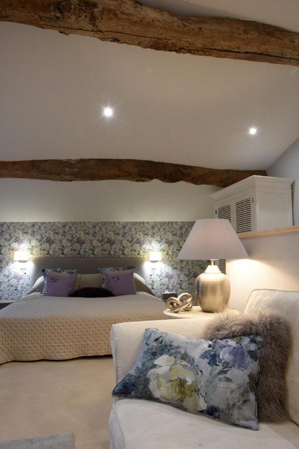 Girauderies Chambres D'Hotes/B+B Floirac  ภายนอก รูปภาพ