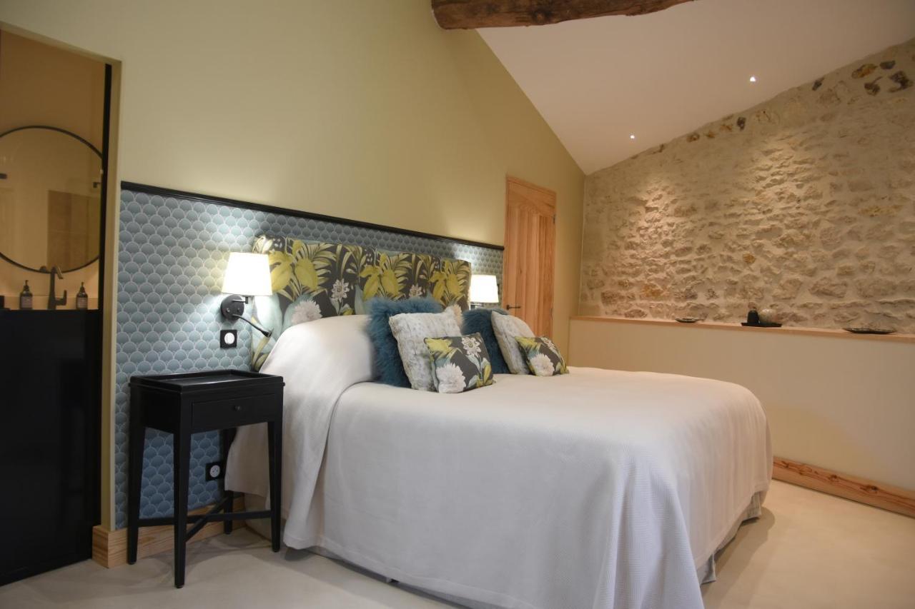 Girauderies Chambres D'Hotes/B+B Floirac  ภายนอก รูปภาพ