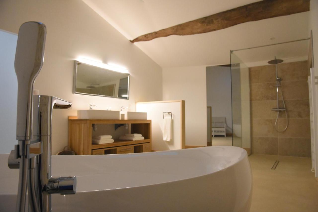 Girauderies Chambres D'Hotes/B+B Floirac  ภายนอก รูปภาพ