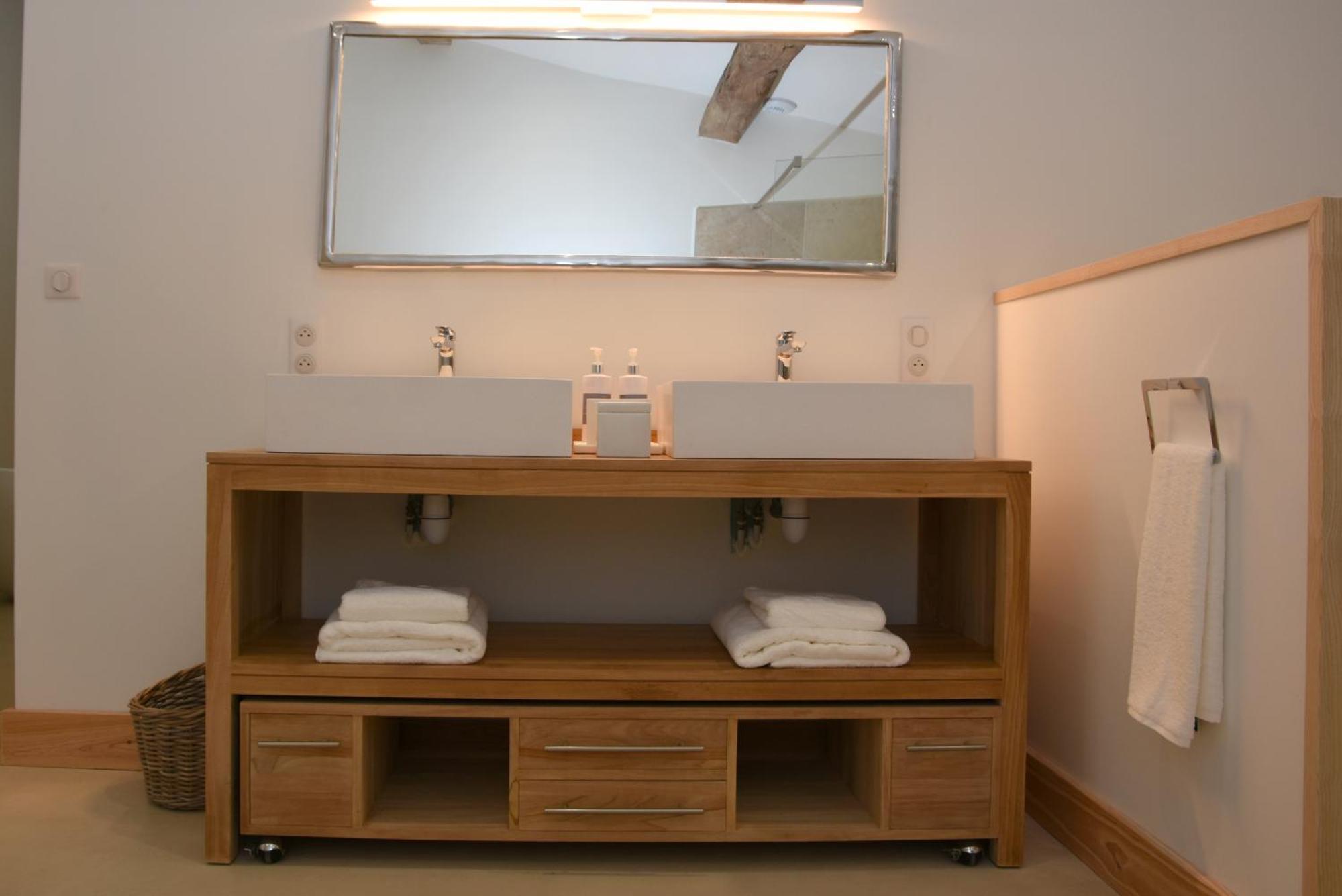 Girauderies Chambres D'Hotes/B+B Floirac  ภายนอก รูปภาพ
